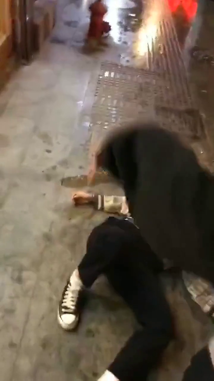 山西有醉酒女生参加高考？假的！