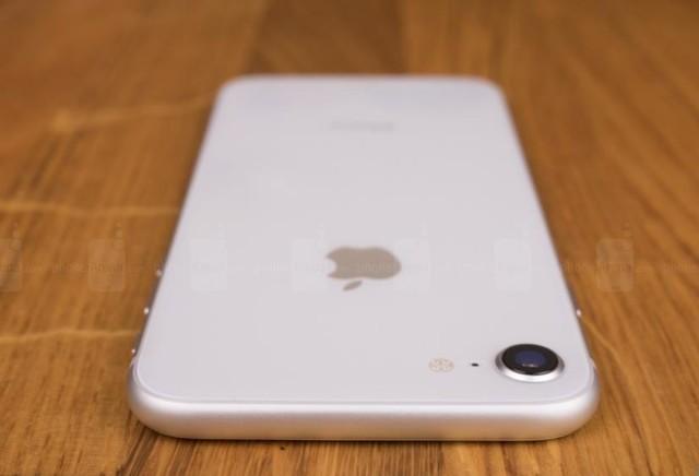 折叠iPhone或采用侧边按键TouchID关于折叠iPhone或采用侧边按键TouchID的设想，目前并没有官方明确的消息或计划。不过，我们可以从技术和市场趋势的角度来分析这两种设想。